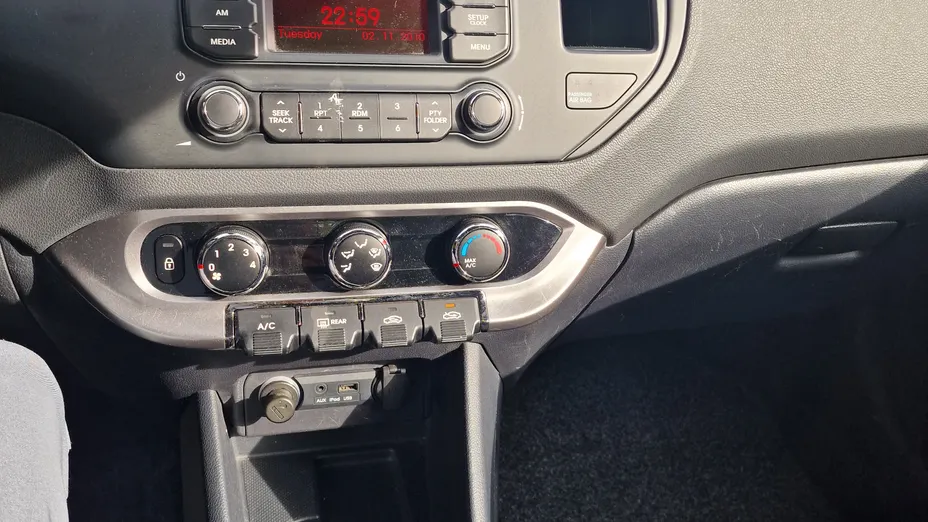KIA Rio -