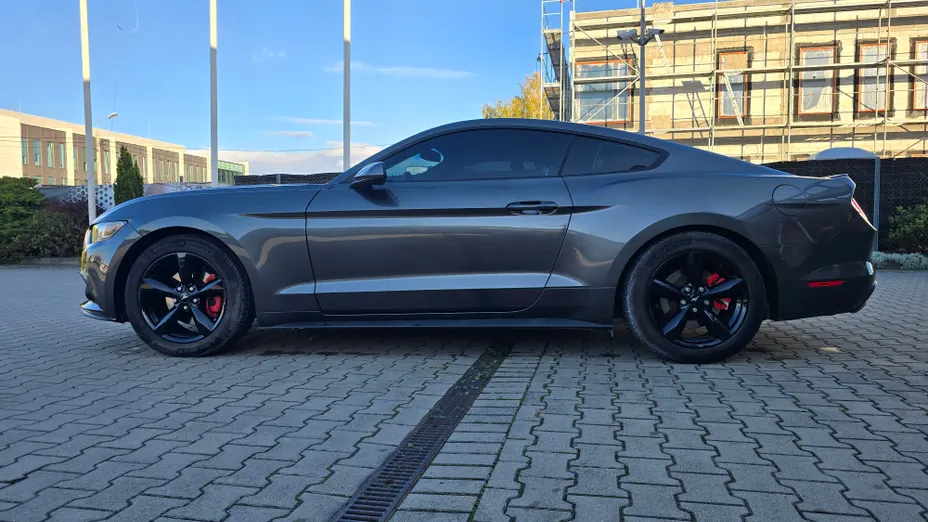 FORD (USA) Mustang Mustang 3.7 V6 aut