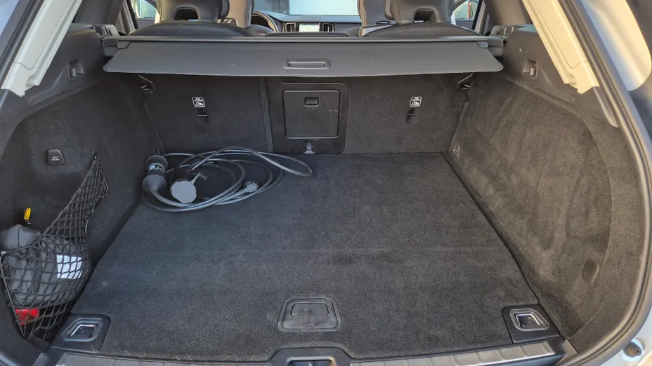 VOLVO XC60 XC60 T6 Plug-In Hybrid AWD Core aut