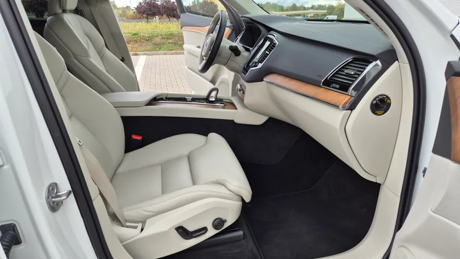 VOLVO XC90 XC90 T8 AWD Plug-In Hybrid Inscription Expression 7os aut