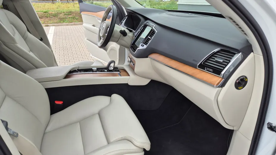 VOLVO XC90 XC90 T8 AWD Plug-In Hybrid Inscription Expression 7os aut