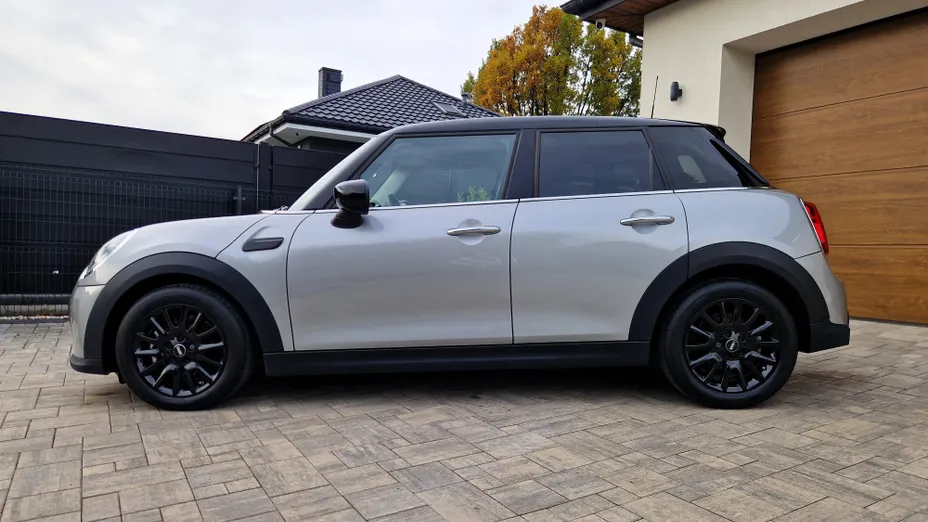 MINI Cooper -