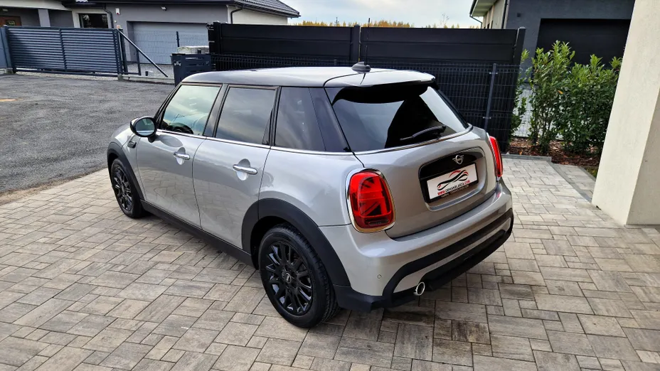 MINI Cooper -