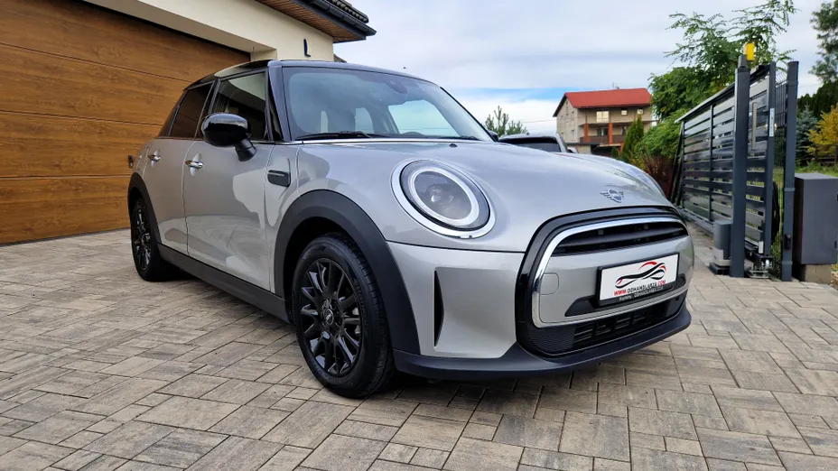 MINI Cooper -