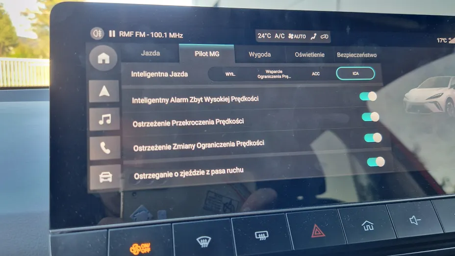 MG MG4 MG4 49kWh Luxury