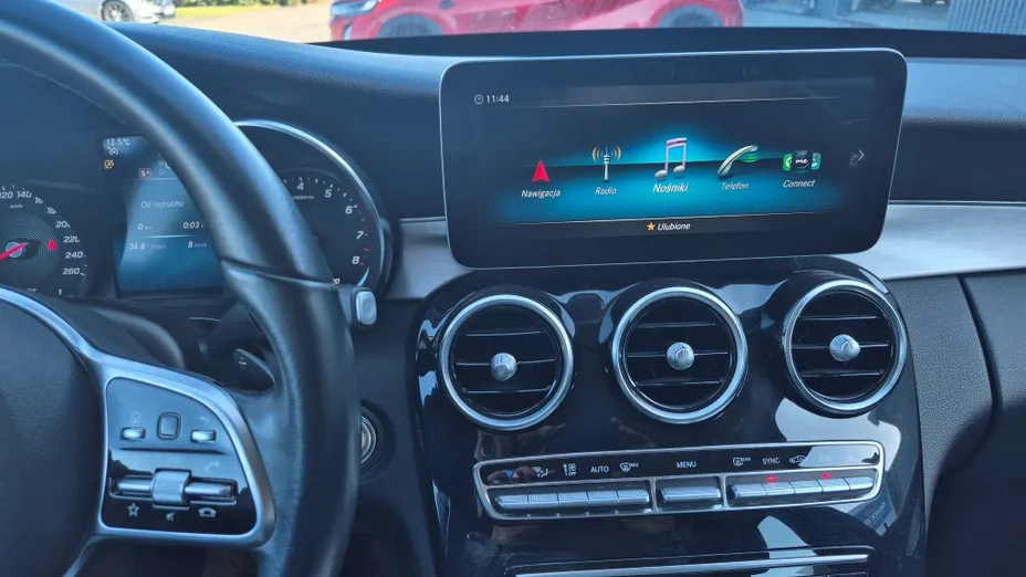 MERCEDES-BENZ C Klasa C 200 9G-TRONIC