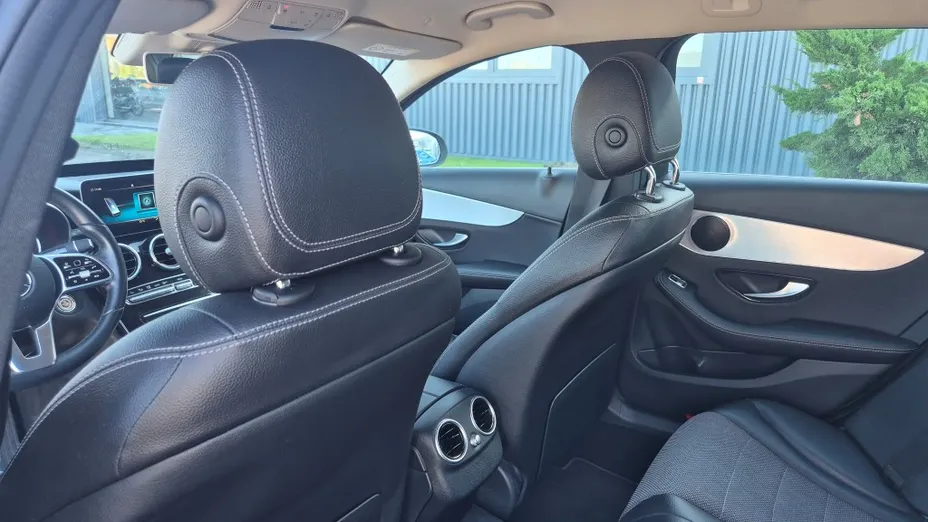 MERCEDES-BENZ C Klasa C 200 9G-TRONIC