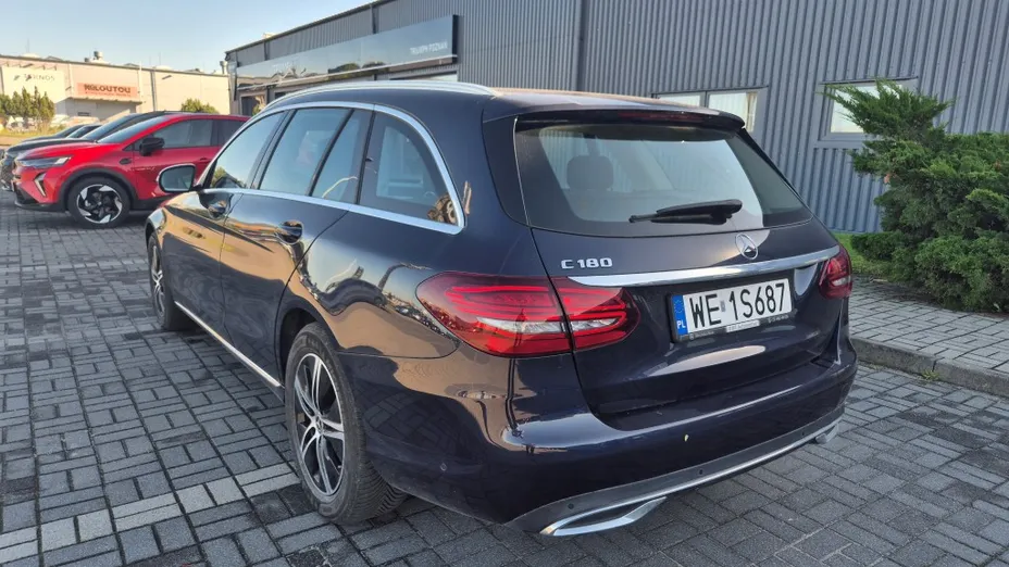 MERCEDES-BENZ C Klasa C 200 9G-TRONIC