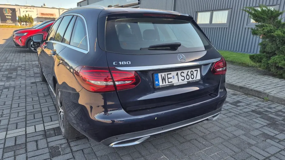 MERCEDES-BENZ C Klasa C 200 9G-TRONIC