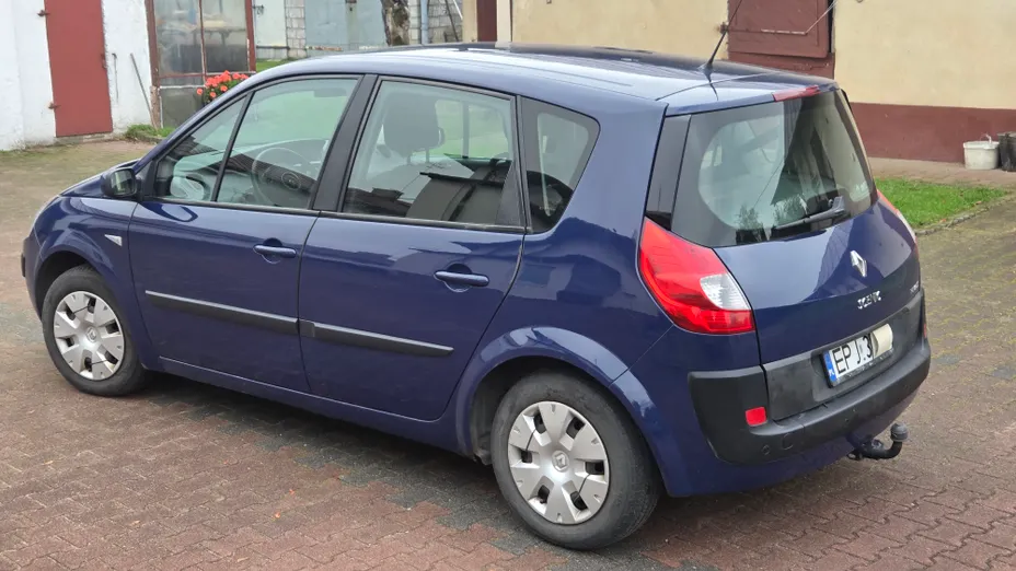 RENAULT Scenic -