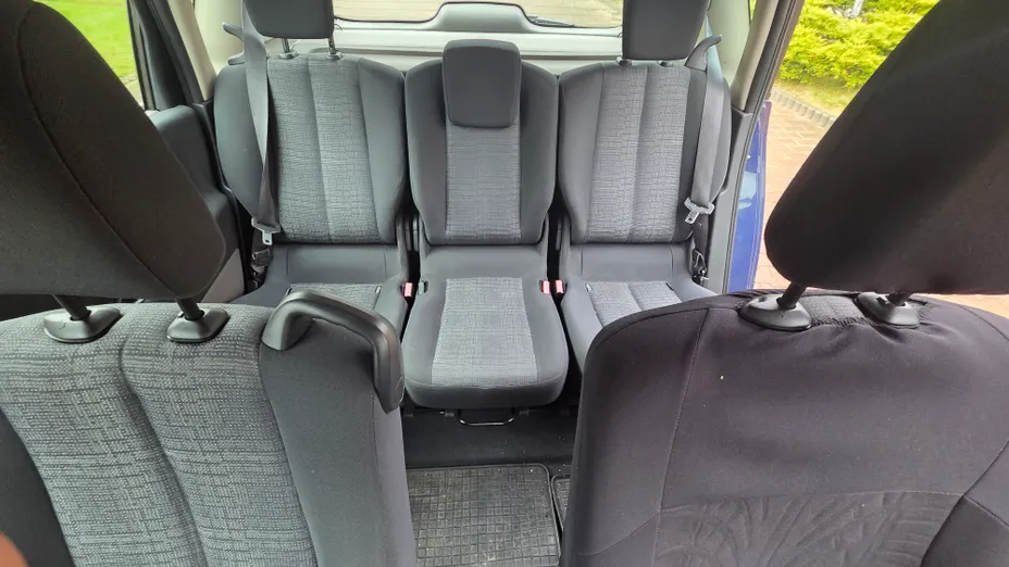 RENAULT Scenic -