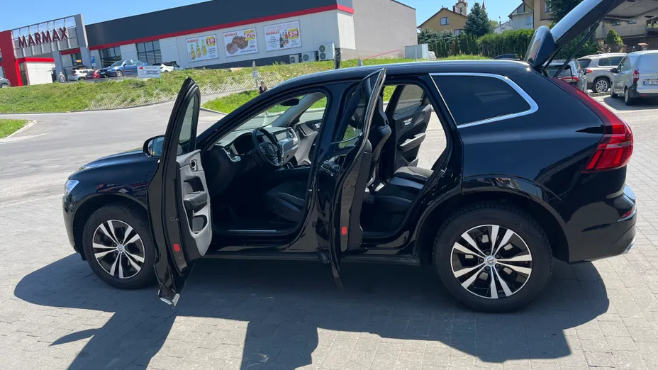 VOLVO XC60 -