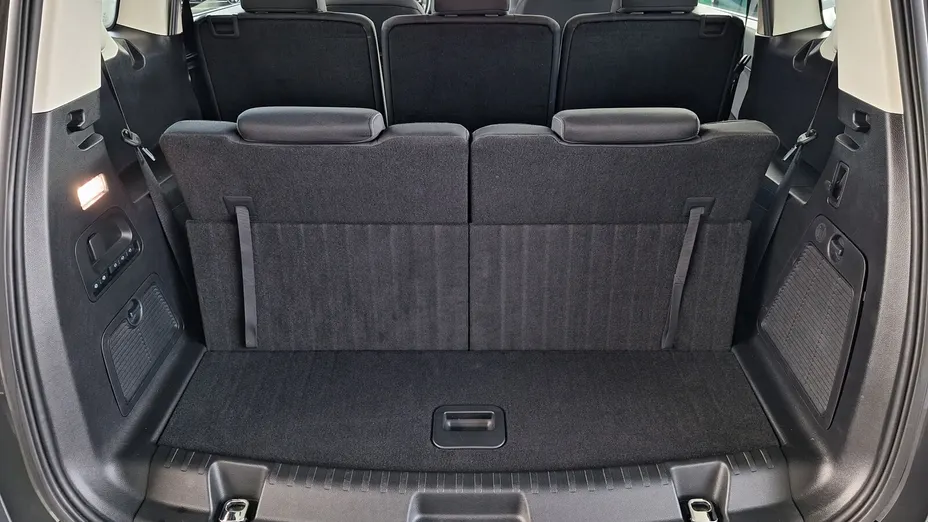FORD S-MAX S-MAX 2.5 Hybrid Titanium CVT 7os.