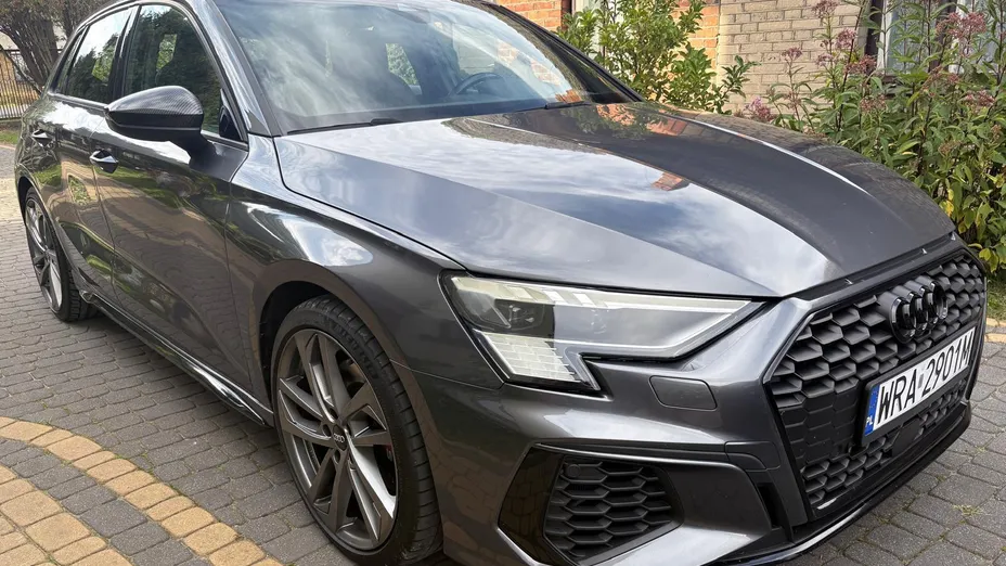 AUDI S3 -