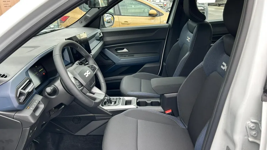 DACIA Bigster Bigster 1.8 Full Hybrid 155 Expression MMT Nowy