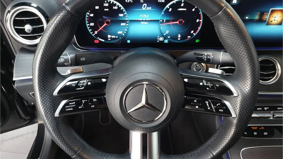 MERCEDES-BENZ E Klasa E 220 d 4-Matic AMG