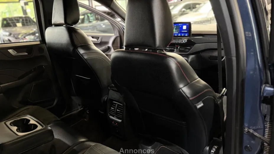 FORD Kuga -