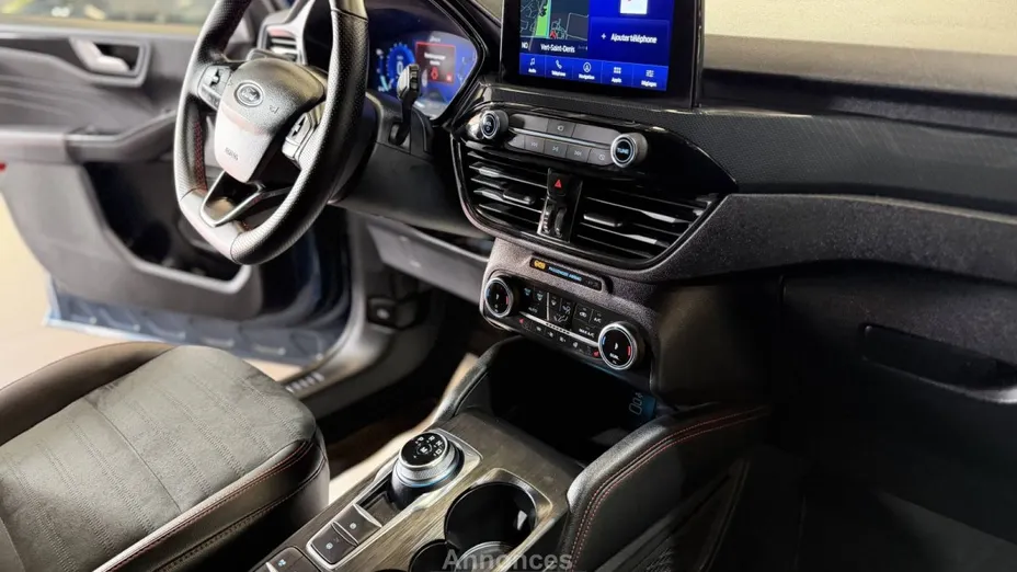FORD Kuga -