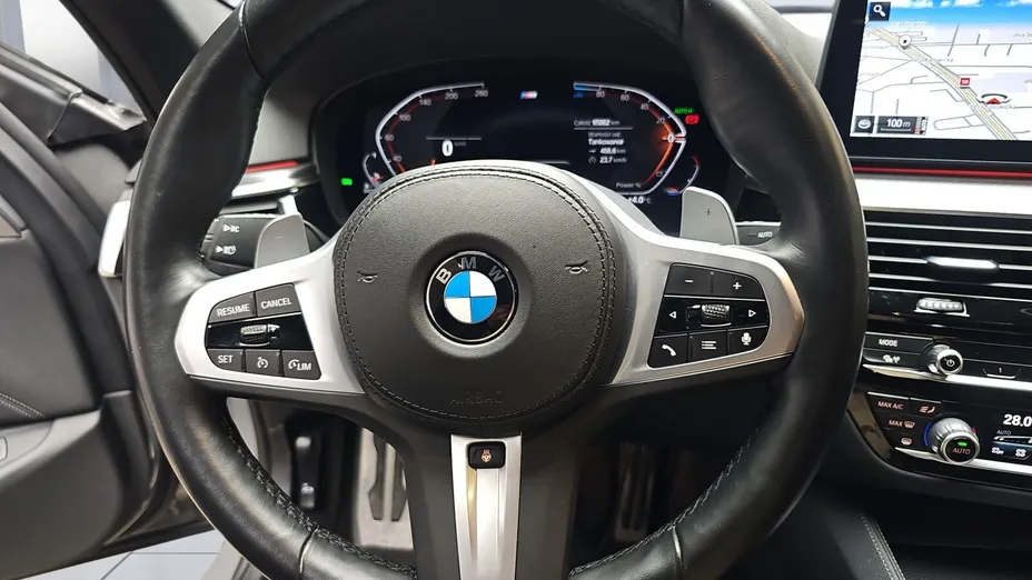 BMW Seria 5 520d xDrive mHEV aut