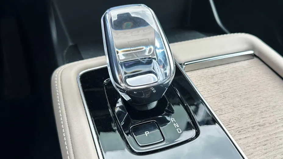 VOLVO XC90 XC90 B5 B AWD Plus Bright 7os aut