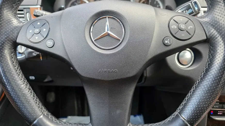 MERCEDES-BENZ E Klasa -