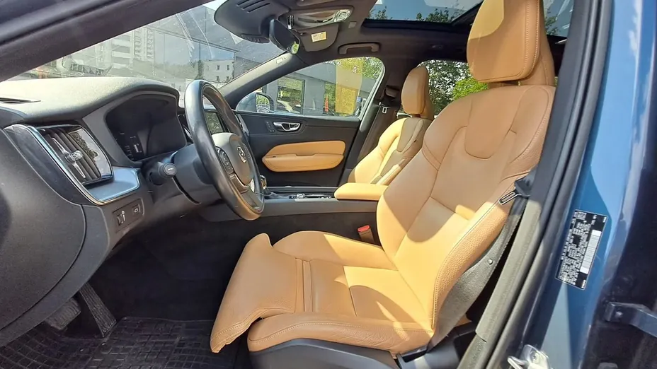 VOLVO XC60 XC60 T5 GPF Momentum aut