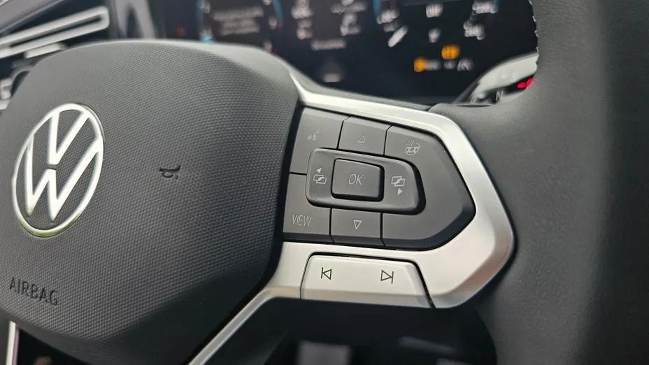 VOLKSWAGEN Tiguan Tiguan 1.5 eTSI Elegance DSG Nowy