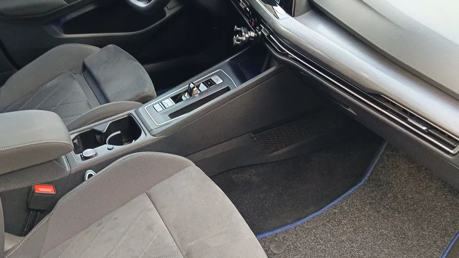 VOLKSWAGEN Golf Golf VIII 2.0 TDI Style DSG