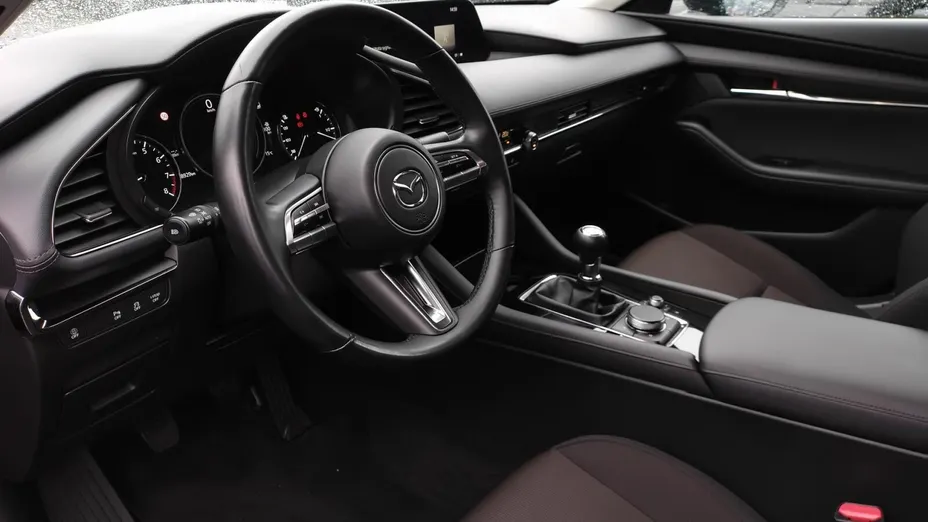 MAZDA 3 3 2.0 mHEV Kanjo
