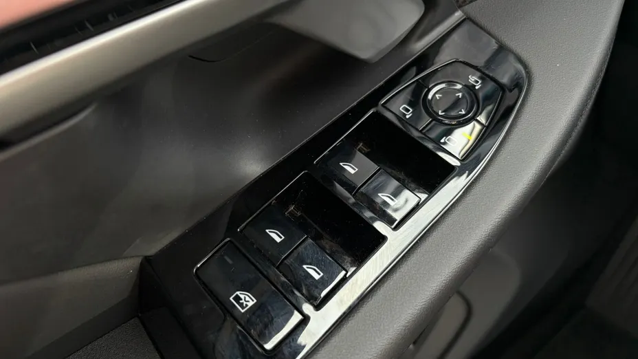 BMW Seria 5 520d xDrive mHEV M Sport aut