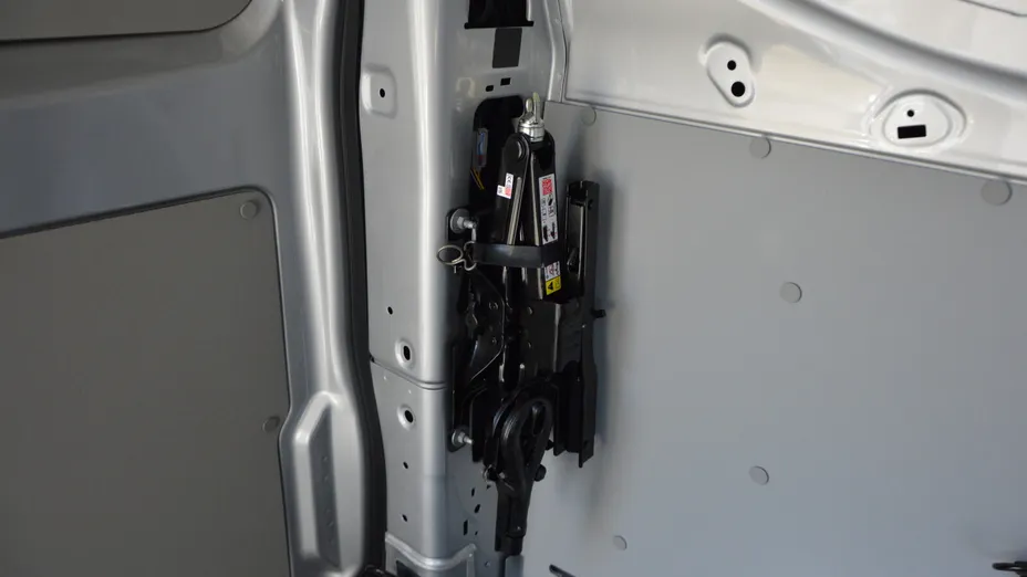 VOLKSWAGEN Transporter Transporter TDI L2H1