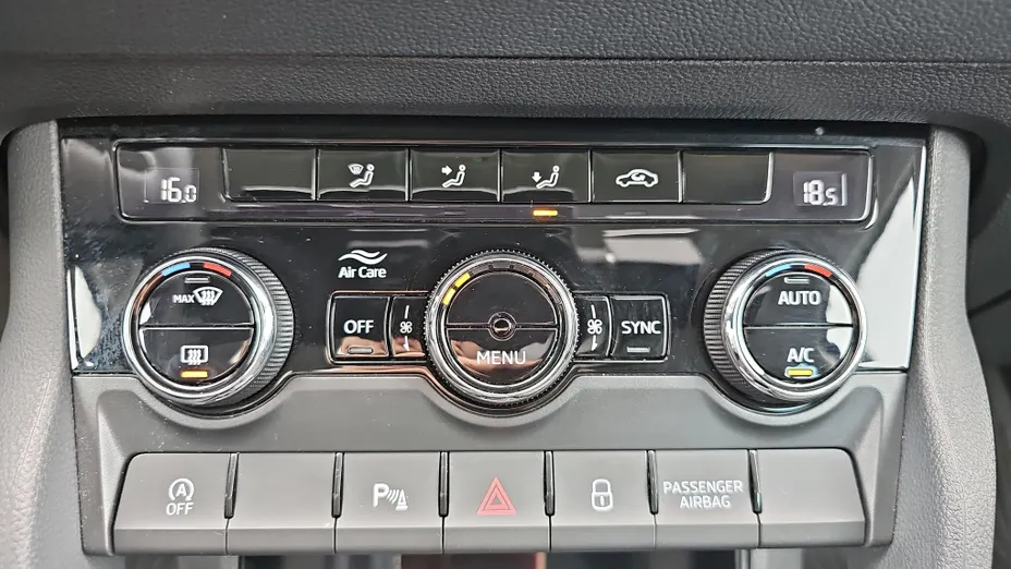SKODA Karoq Karoq 1.5 TSI ACT Ambition DSG