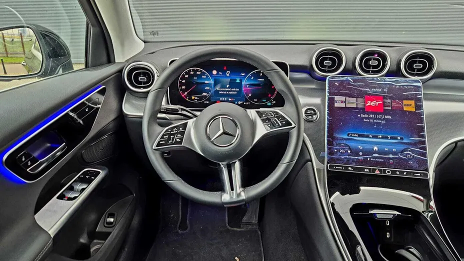 MERCEDES-BENZ GLC -