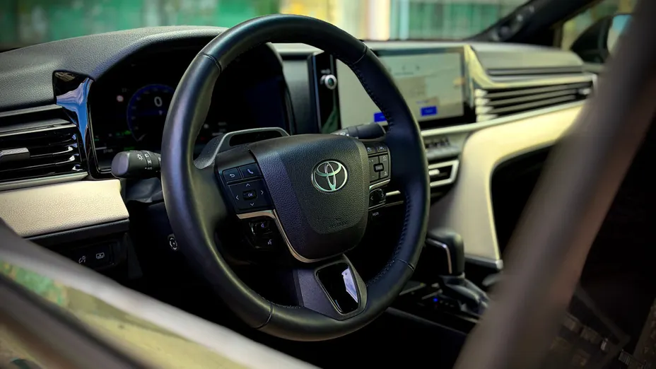 TOYOTA Camry Camry 2.5 Hybrid Dynamic Force Executive e-CVT