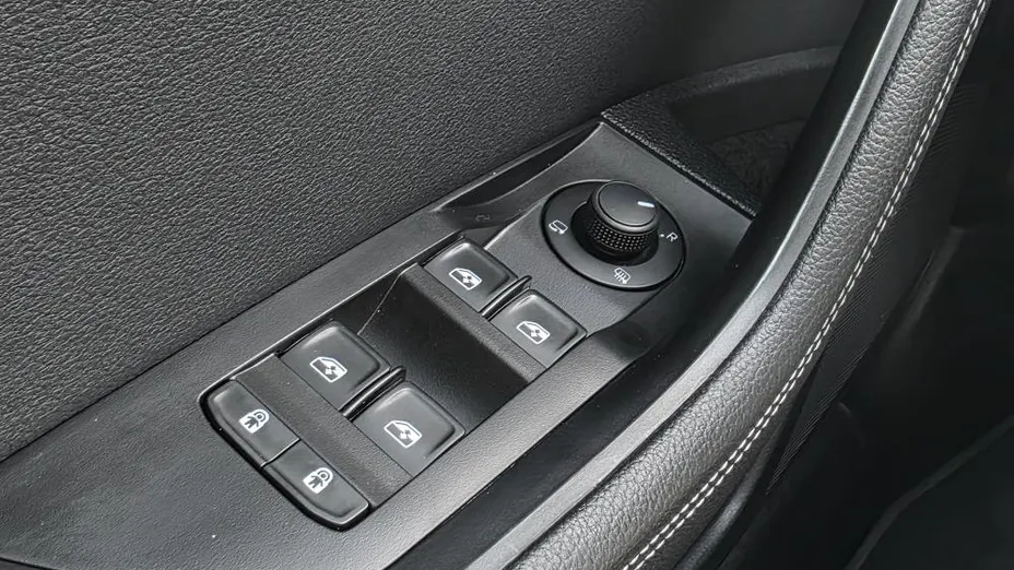 SKODA Superb Superb 2.0 TDI SCR Style DSG