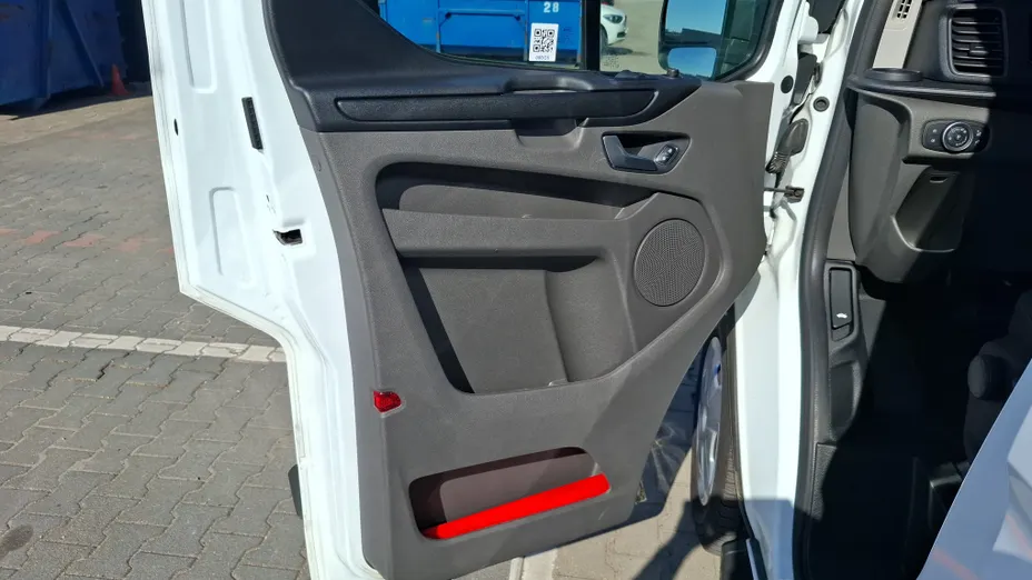 FORD Transit Custom Transit Custom Kombi 340 L2H1 Trend