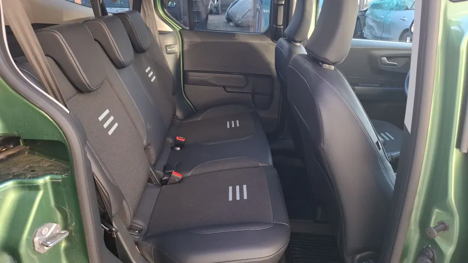 FORD Tourneo Courier Tourneo Courier 1.0 EcoBoost Active aut