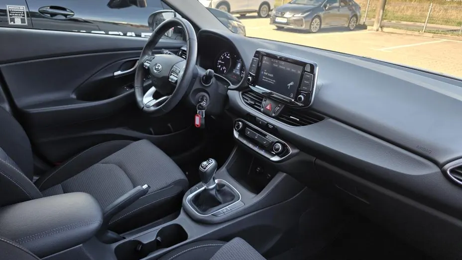 HYUNDAI i30 i30 1.0 T-GDI Modern