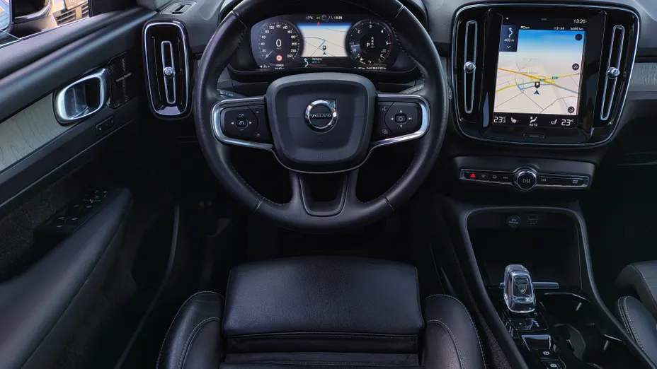 VOLVO XC40 XC40 D3 AWD Inscription aut