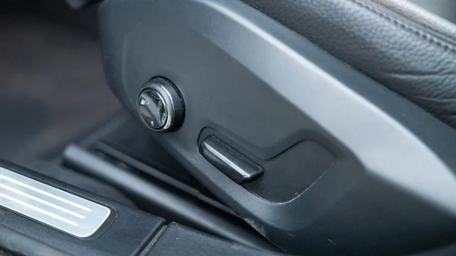 VOLVO V90 V90 CC B4 D AWD Pro aut