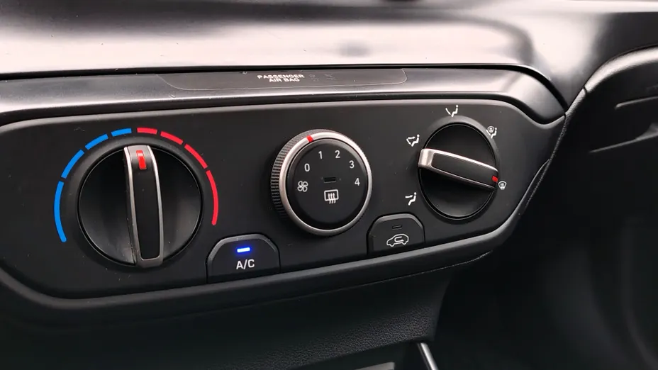 HYUNDAI i20 i20 1.2 Classic Plus