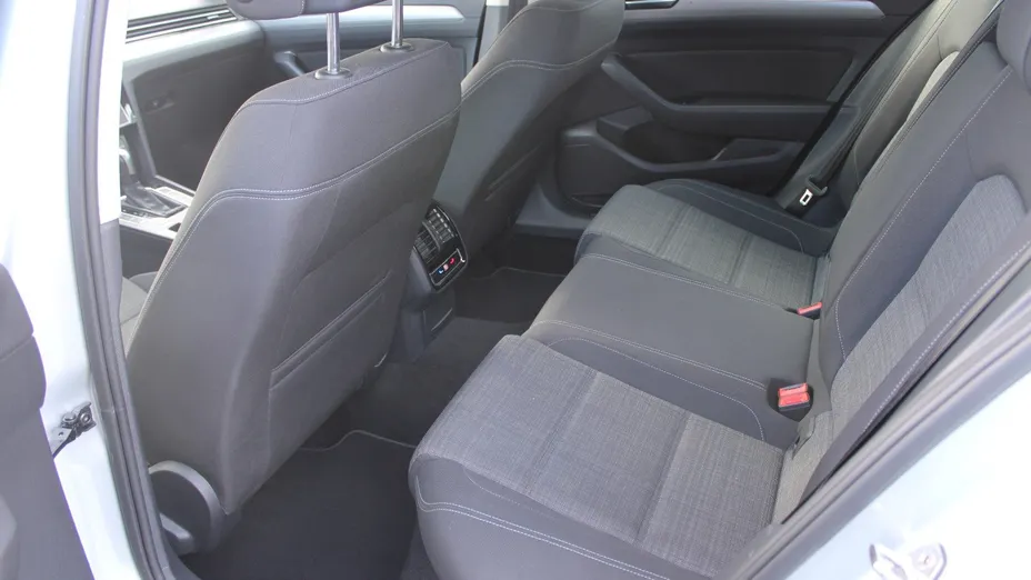 VOLKSWAGEN Passat Passat 2.0 TDI EVO Business DSG