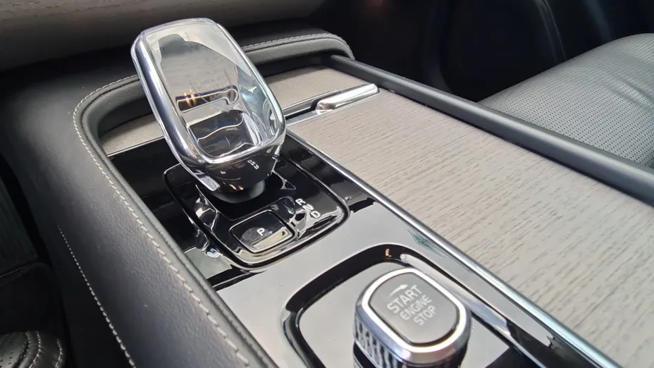 VOLVO XC90 XC90 B5 B AWD Plus Bright 7os aut