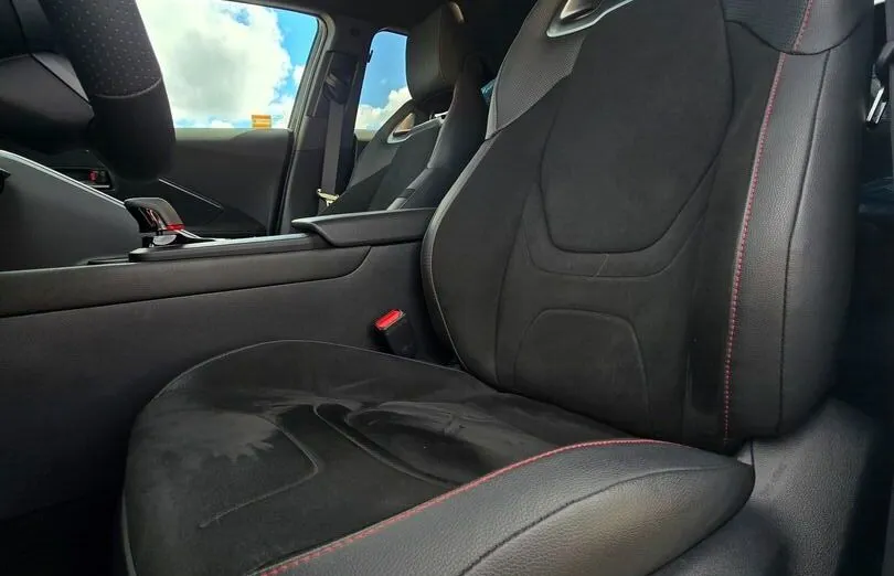 TOYOTA C-HR C-HR 2.0 Hybrid Dynamic Force GR Sport Premiere Edition