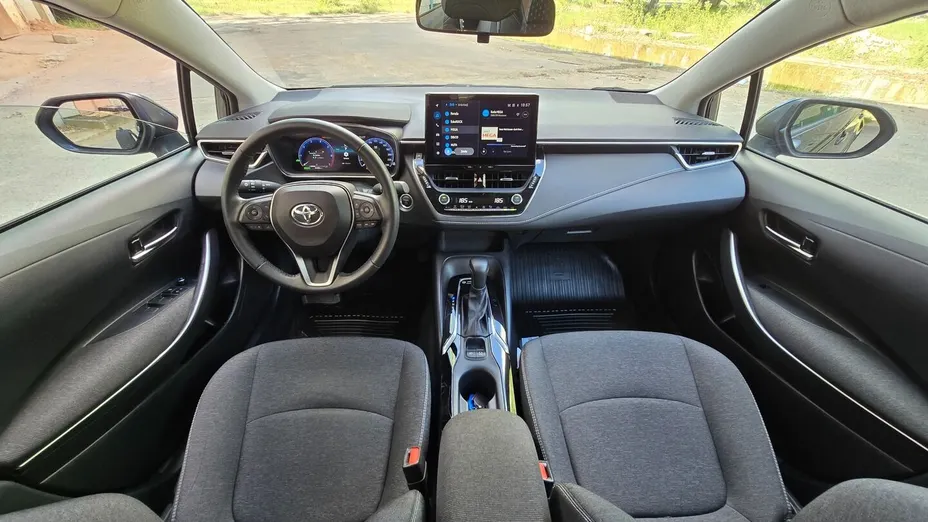 TOYOTA Corolla Corolla 1.8 Hybrid Comfort