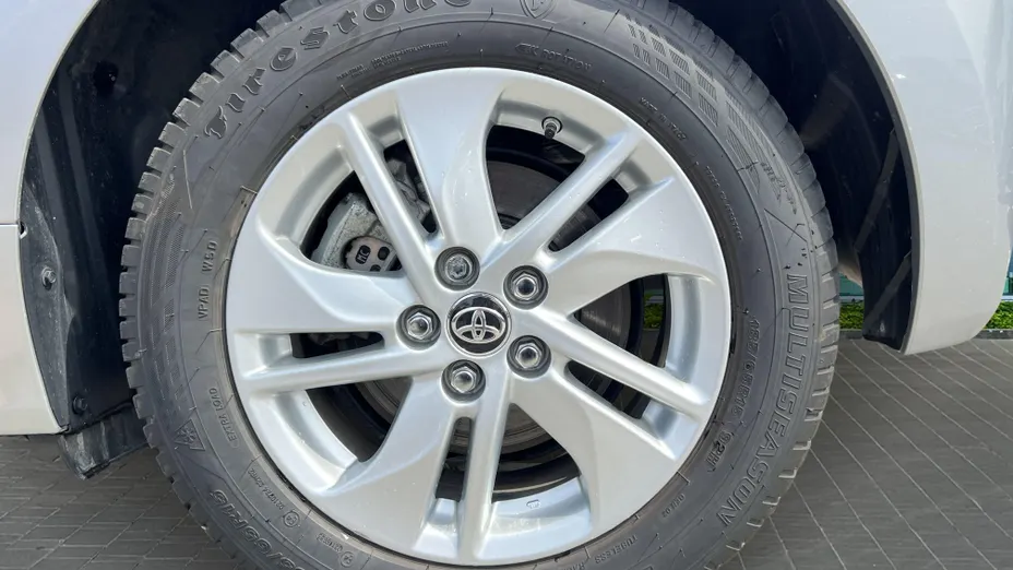 TOYOTA Yaris Yaris Hybrid 1.5 Comfort