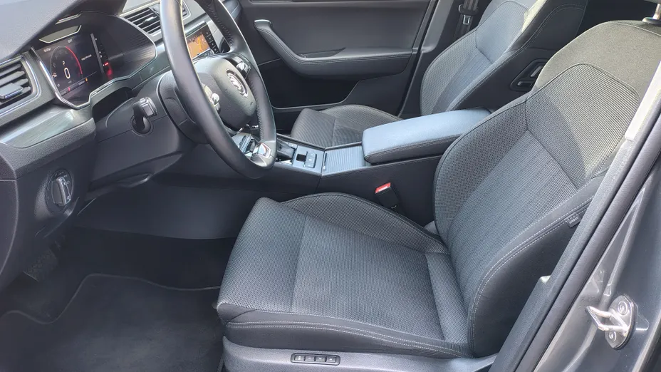 SKODA Superb Superb 2.0 TDI SCR Style DSG