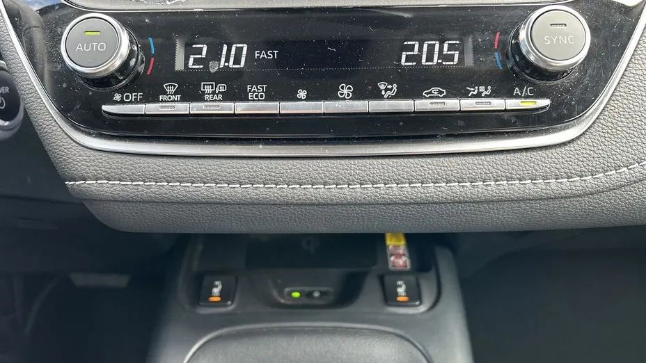 TOYOTA Corolla Corolla 1.8 Hybrid Style