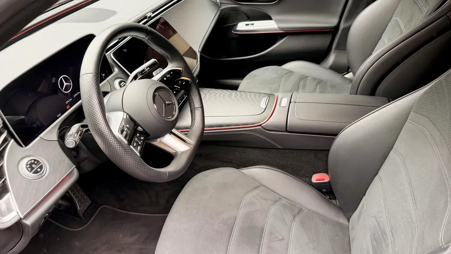MERCEDES-BENZ E Klasa E 200 mHEV AMG 9G-Tronic