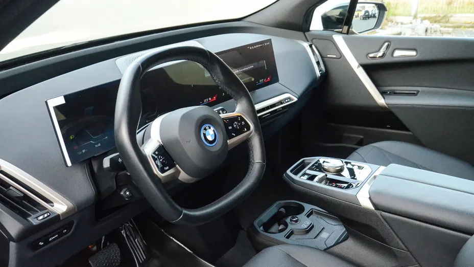 BMW iX iX xDrive50 111.5kWh Signature